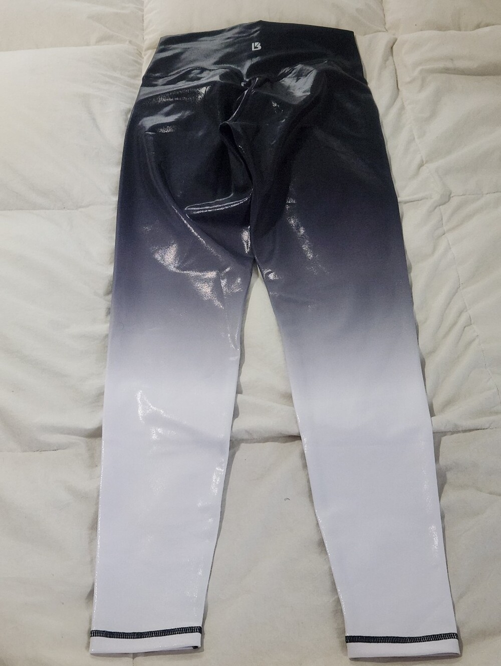 BuffBunny Leggings Ombre Size Medium Shiny Elysium - Picture 4 of 10